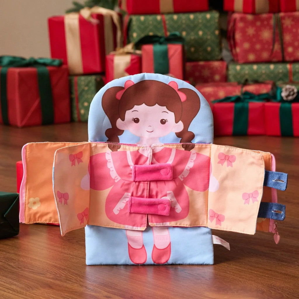 Molly Knows How To Wear - Personalized Montessori Soft Book