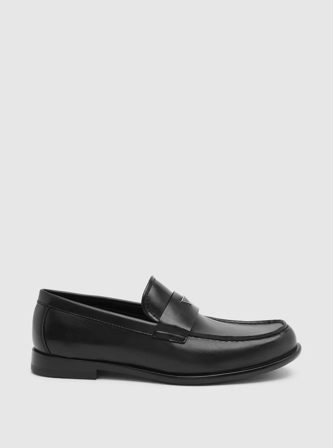 Black Corpus Loafers