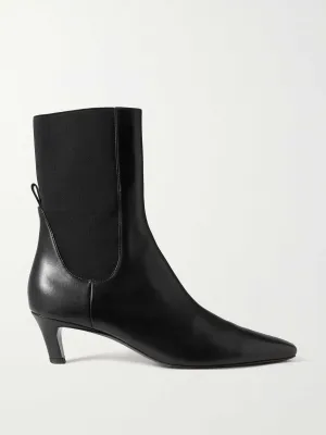 Black mid-heel leather ankle boots