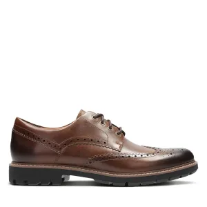 CLARKS | ZAPATOS DE VESTIR HOMBRE | BATCOMBE WING DARK TAN LEATHER | MARRÓN