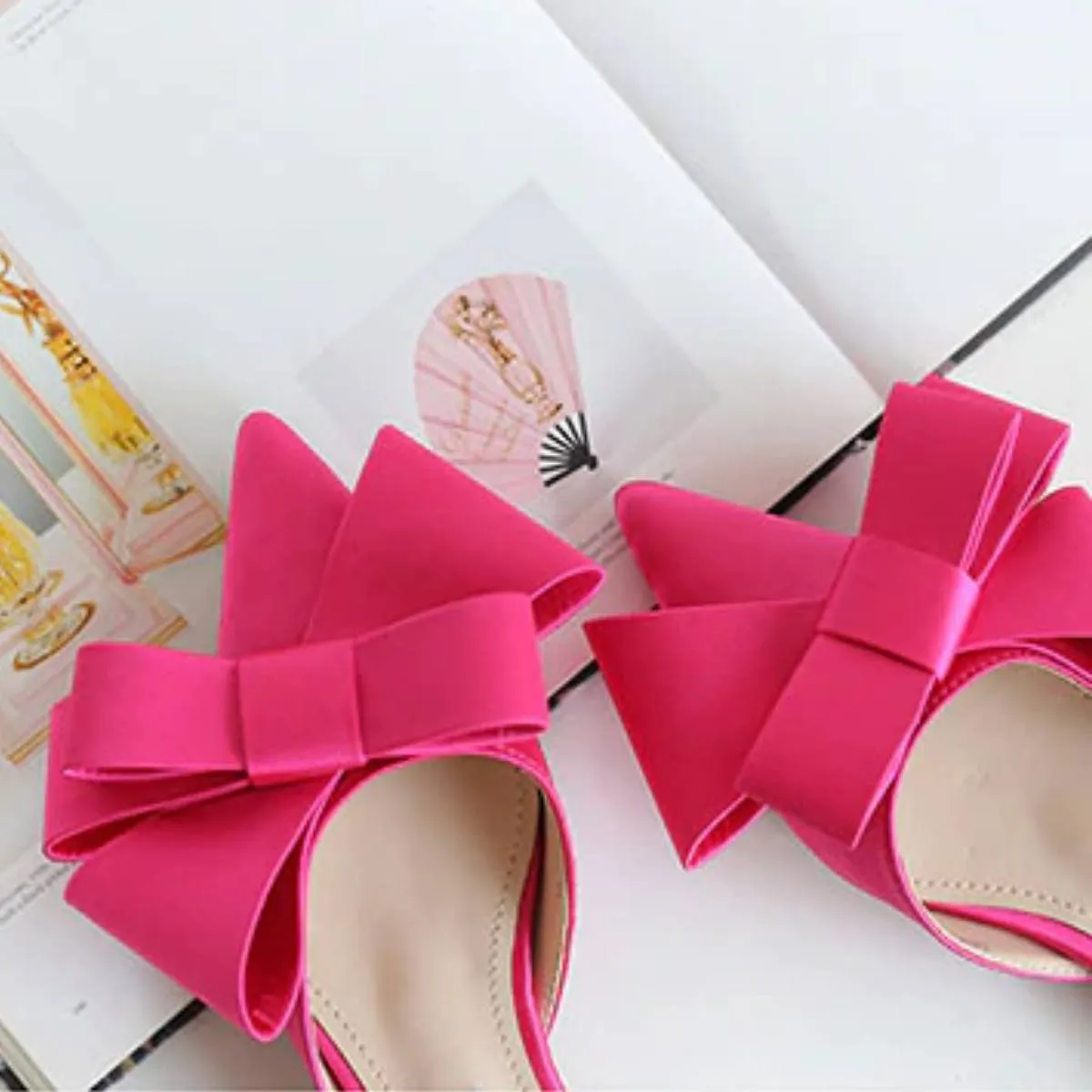 Elegant Bow Slides Pointed Toe Flat Sandals