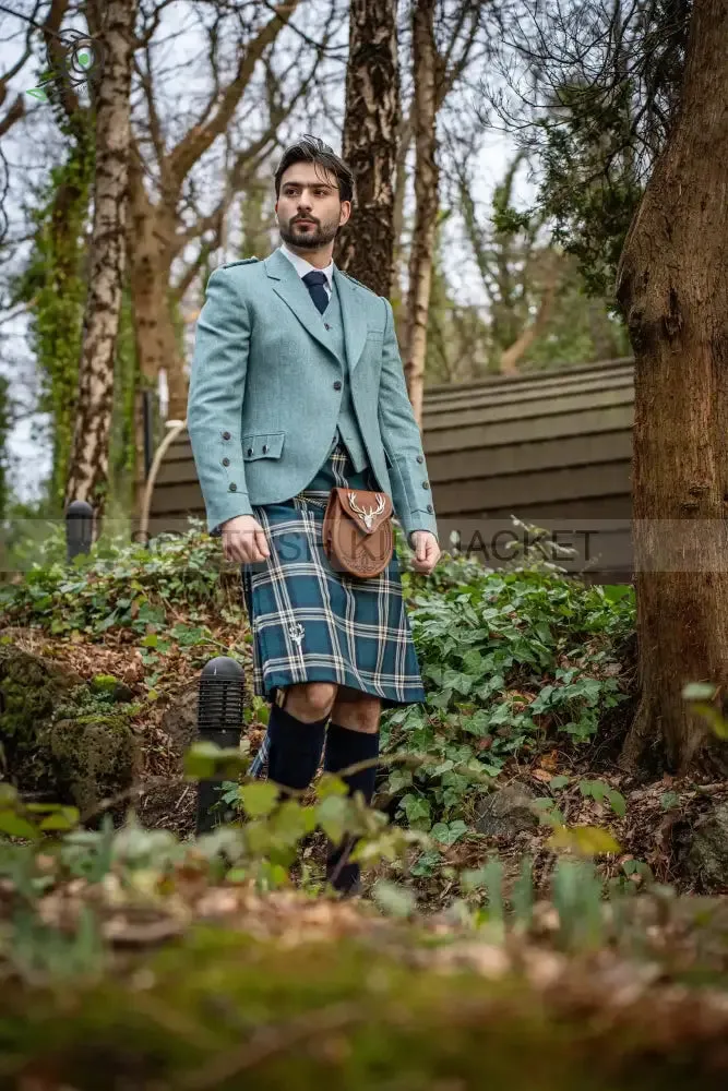 LOVE THIS TWEED BLUE CRAIL KILT OUTFIT