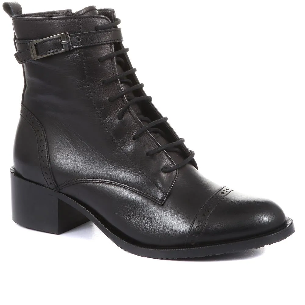 Madie Heeled Leather Ankle Boots - MADIE / 320 433