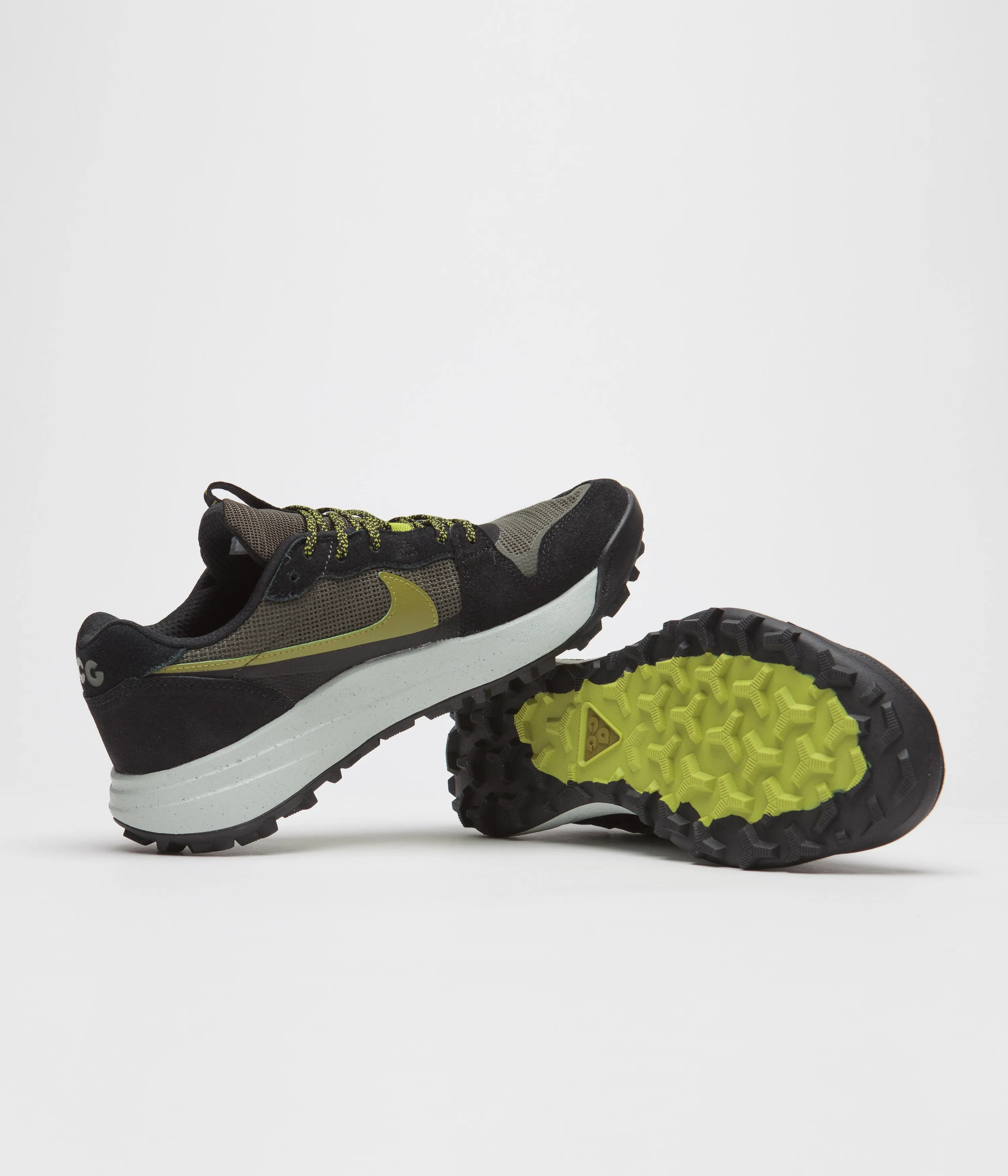 Nike ACG Lowcate Shoes - Cargo Khaki / Moss - Black - Bright Cactus