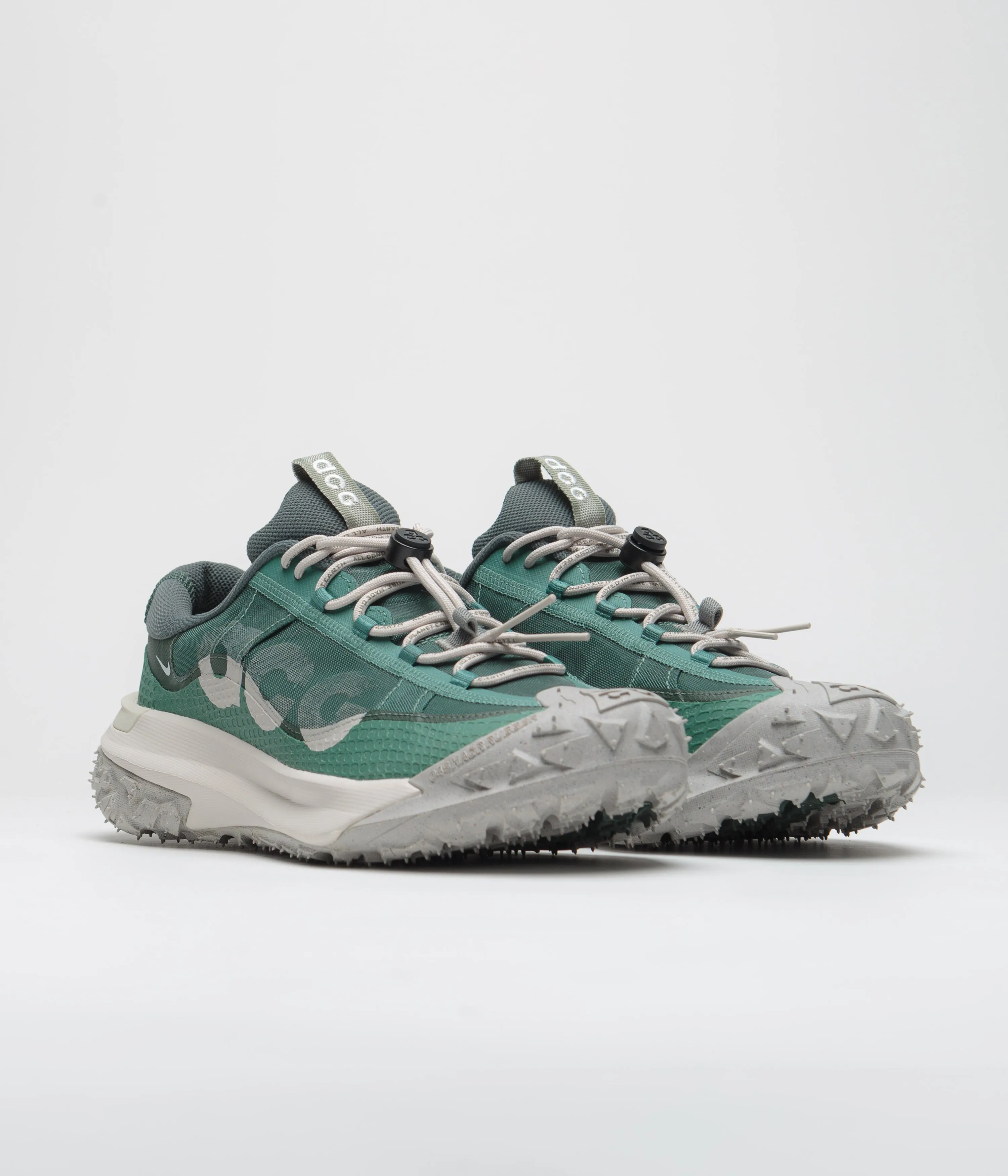 Nike ACG Mountain Fly 2 Low Shoes - Bicoastal / Light Orewood Brn - Vintage Green