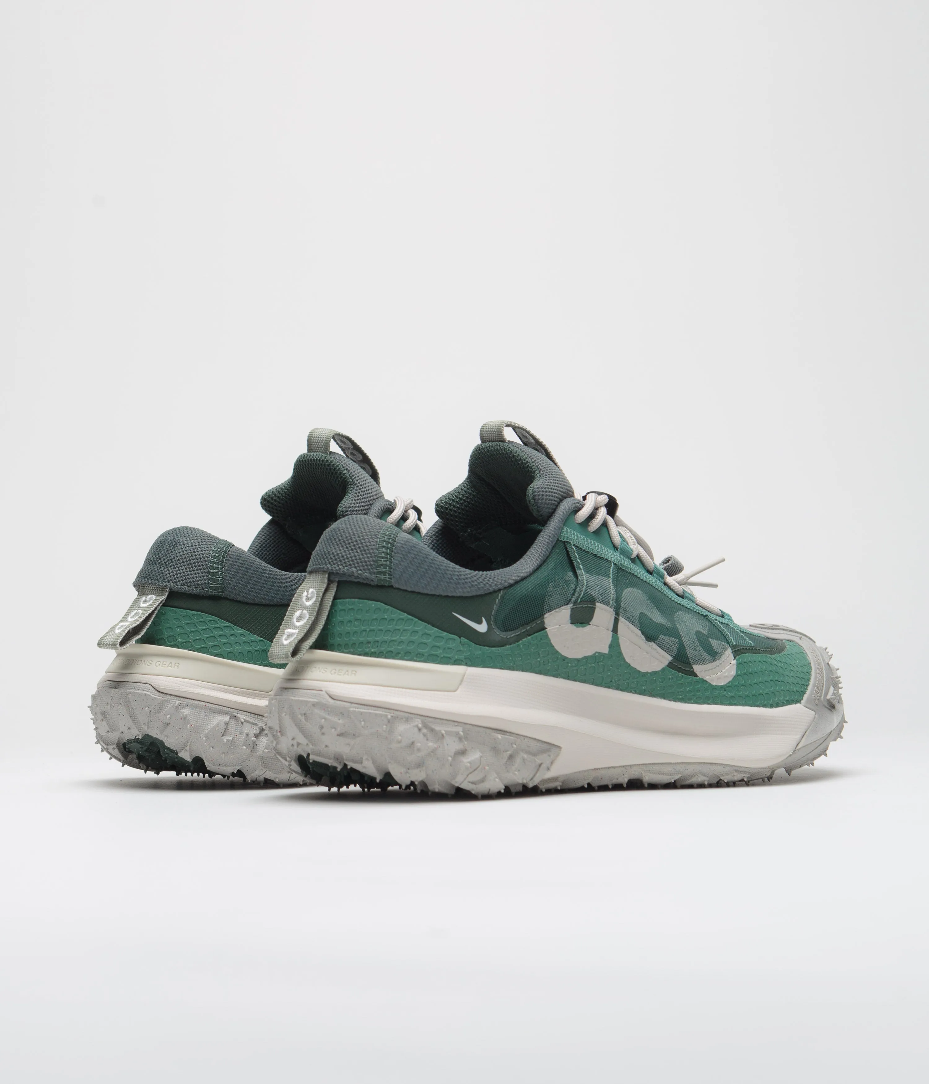 Nike ACG Mountain Fly 2 Low Shoes - Bicoastal / Light Orewood Brn - Vintage Green