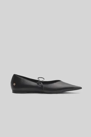 NIKKI FLATS - BLACK