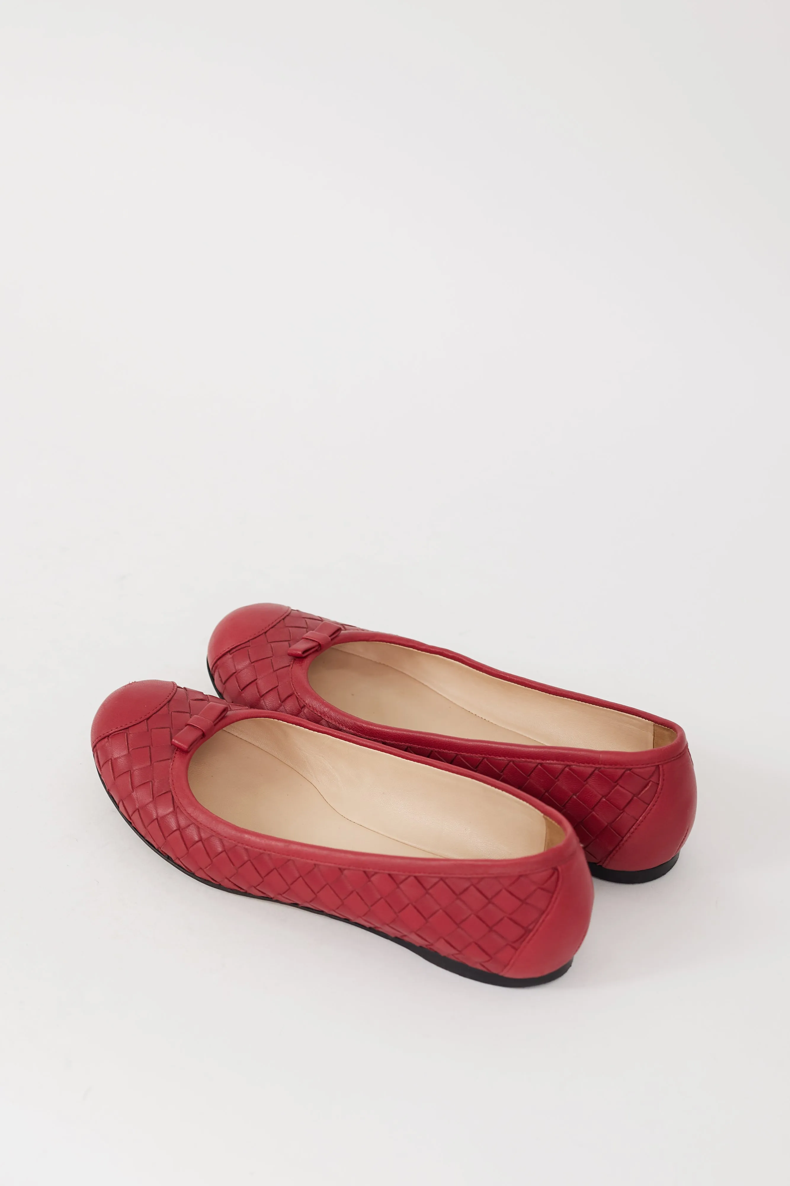 Red Leather Intrecciato Bow Flat