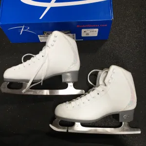 Riedell Sparkle Snow Figure Skates Size 8