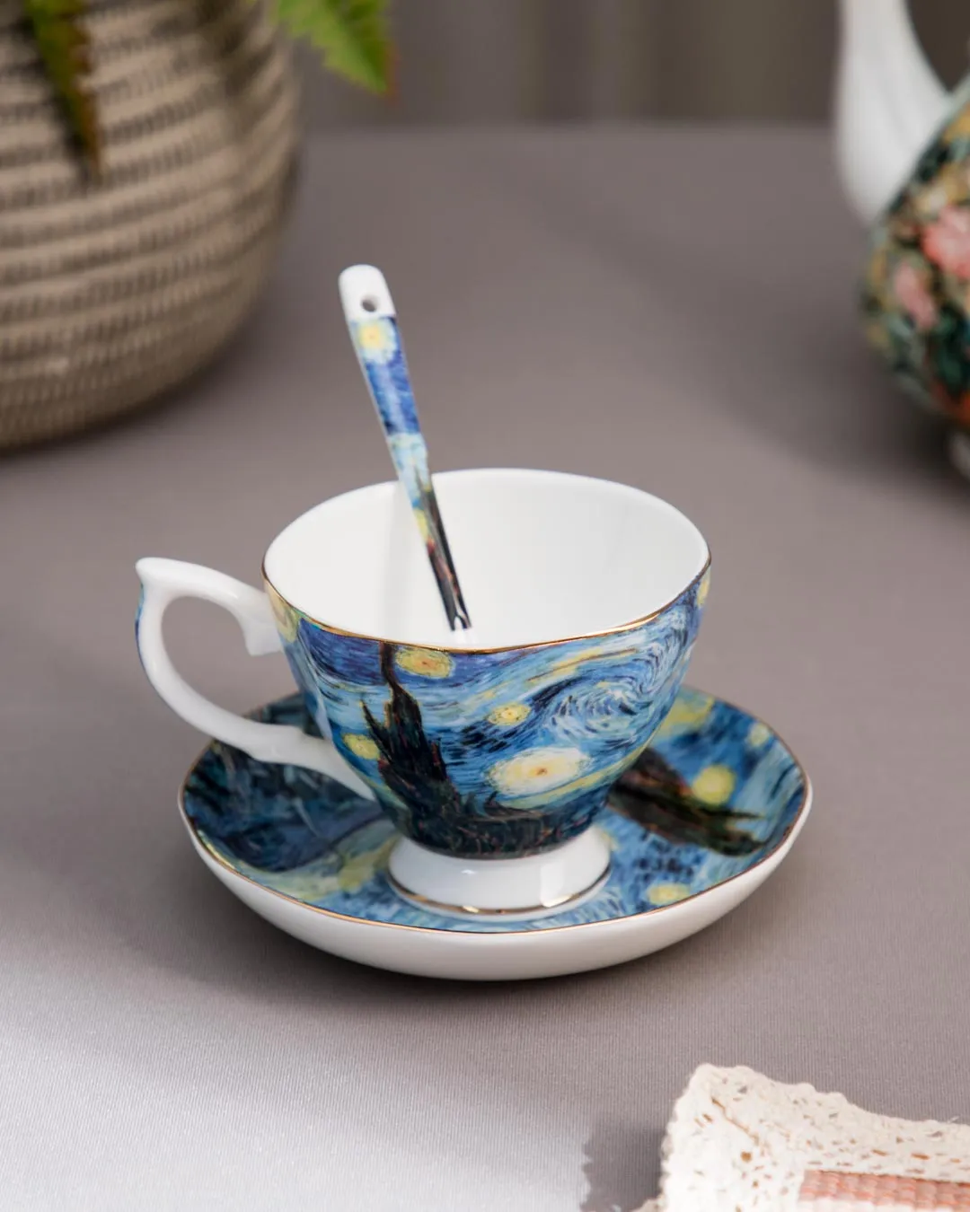 'Starry Night' Vincent Van Gogh Painting Cup & Saucer