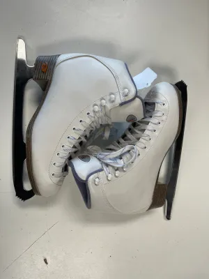 Used Riedell Size 5 Figure Skates