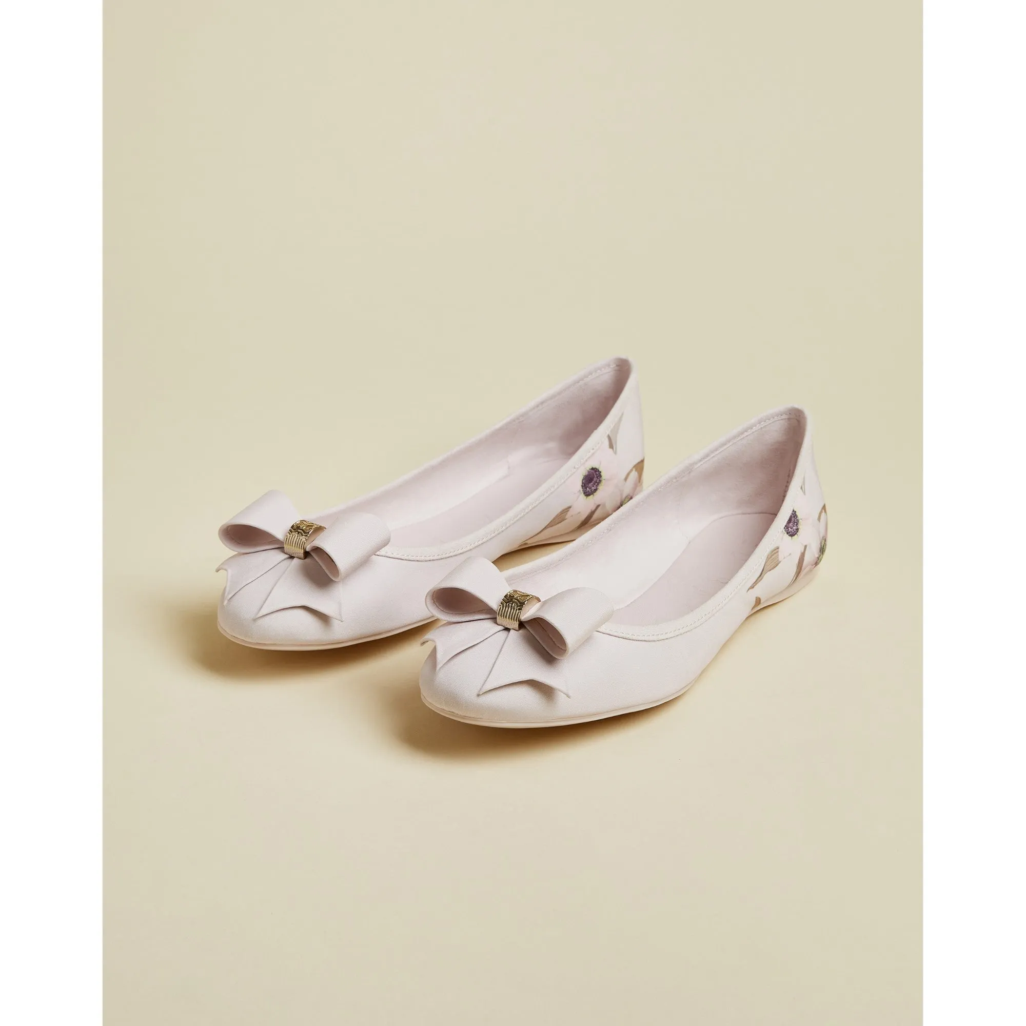 Women Suallyc-Cabana Bow Ballerina Shoe - Light-Pink